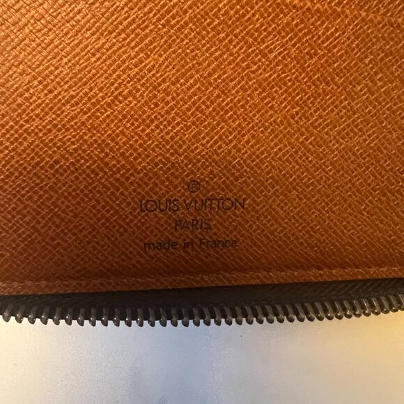 Louis Vuitton Voyage Organizer Wallet - Picture 6 of 7